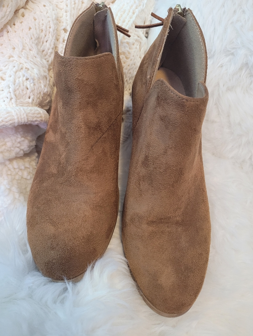 Soda Women's Suede Ankle Booties - Brown